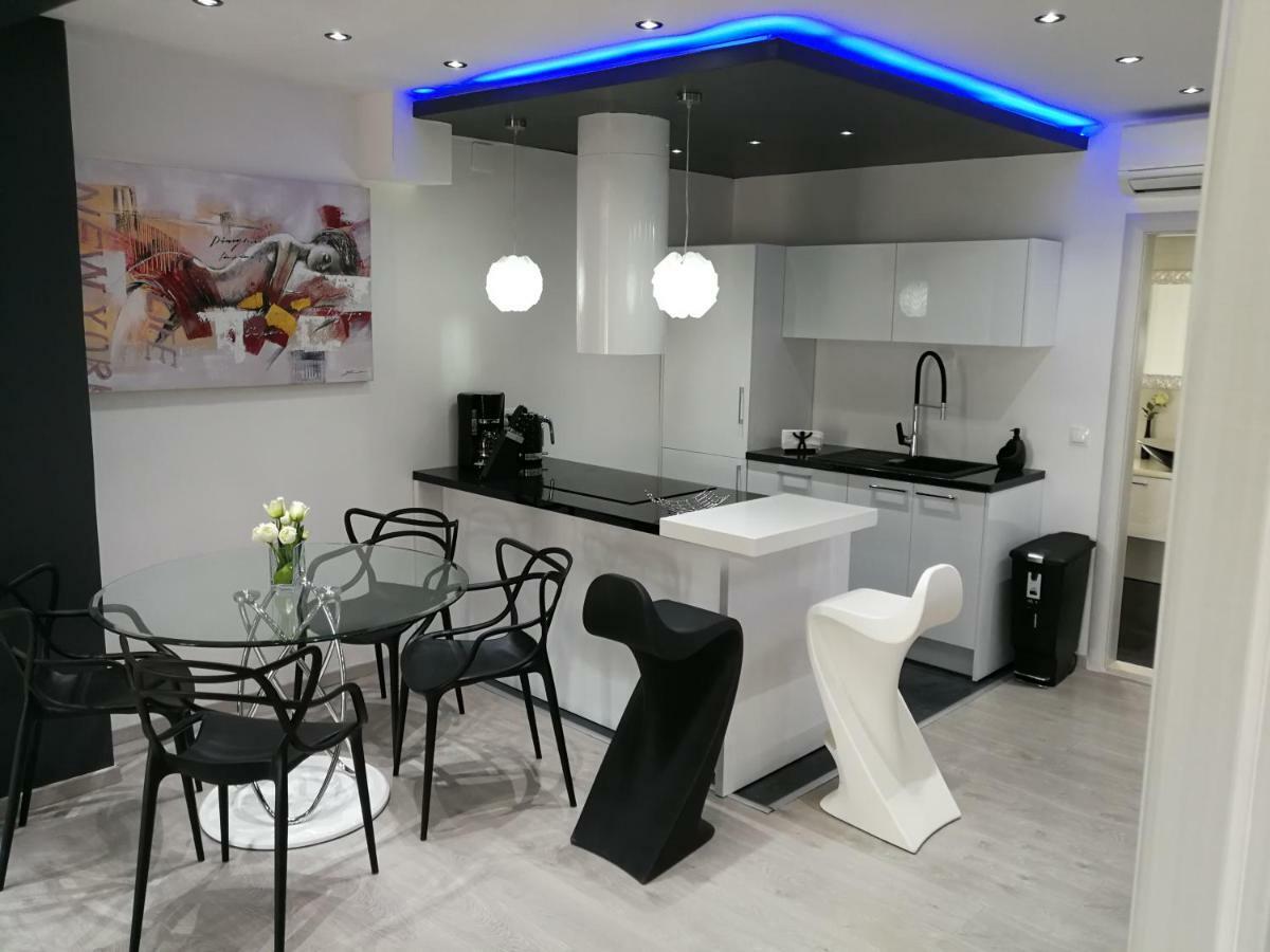 Palladium II City Center Apartments Makarska Bagian luar foto