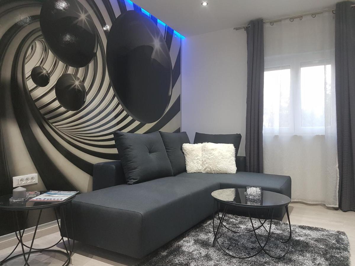 Palladium II City Center Apartments Makarska Bagian luar foto