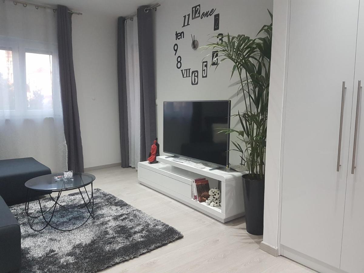 Palladium II City Center Apartments Makarska Bagian luar foto